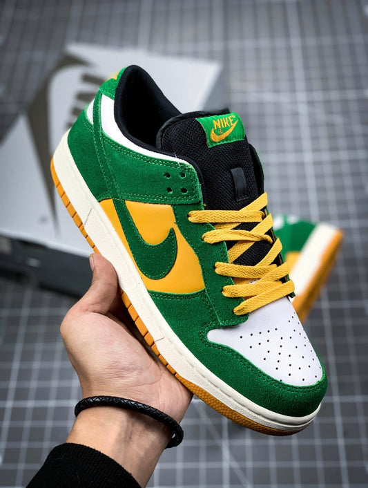 NIKE DUNK LOW