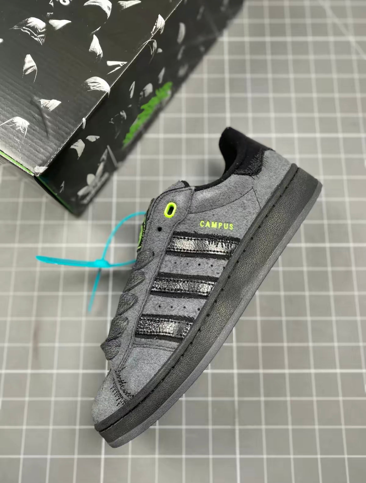 ADIDAS CAMPUS X PARIS FLUO