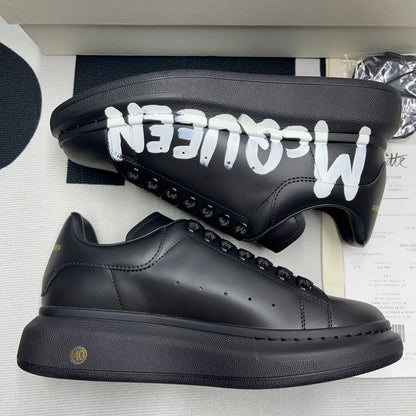 ALEXANDER MCQUEEN SNEAKER