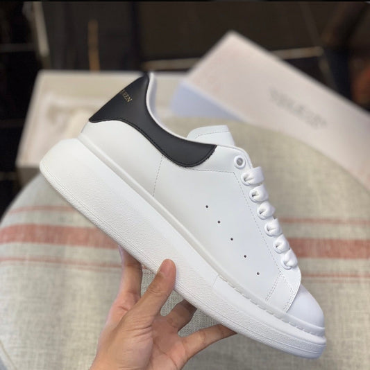 ALEXANDER MCQUEEN SNEAKER