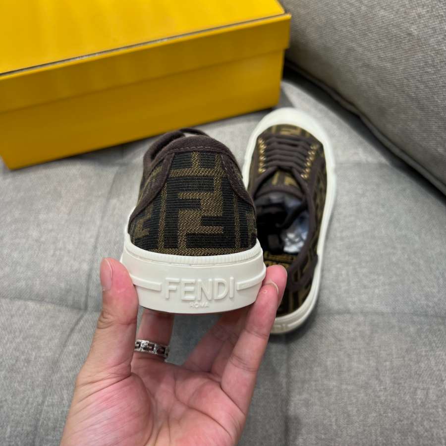 FENDI SHOES