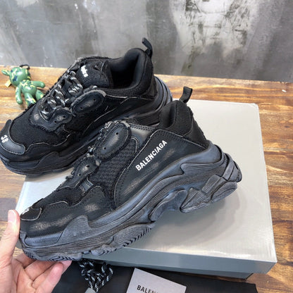 BALENCIAGA SHOES