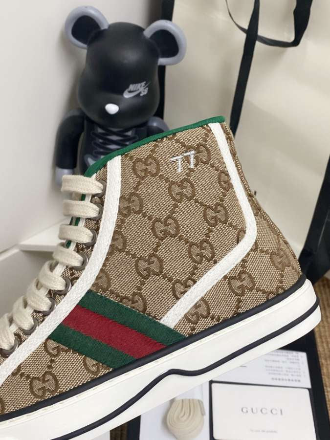 GUCCI SHOES